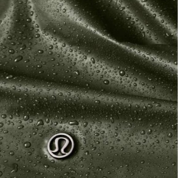 Lululemon Into the Drizzle Jacket - Picture 9 of 10
